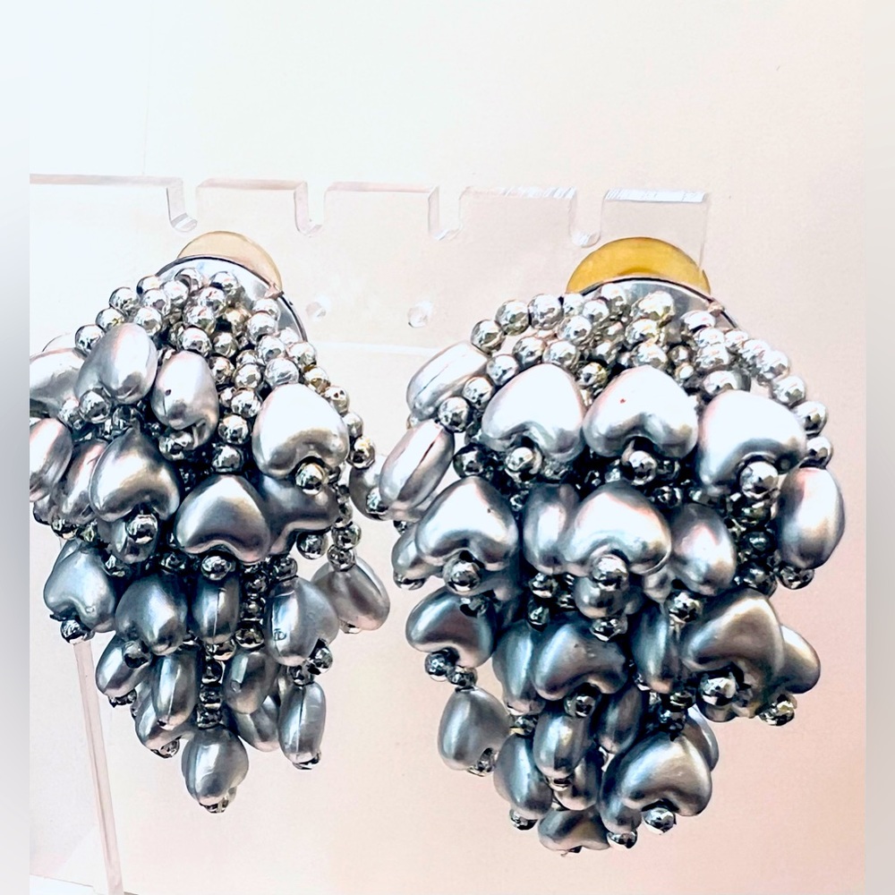 Vintage Silver tone  Clustered Heart Pods Post Earrings Plastic Pierced Ears